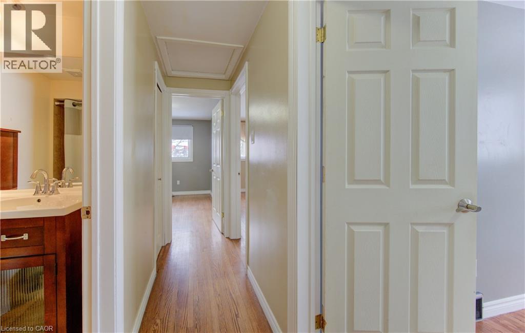 600 Mount Anne Drive Unit# A, Waterloo, Ontario  N2L 4W3 - Photo 21 - 40803865