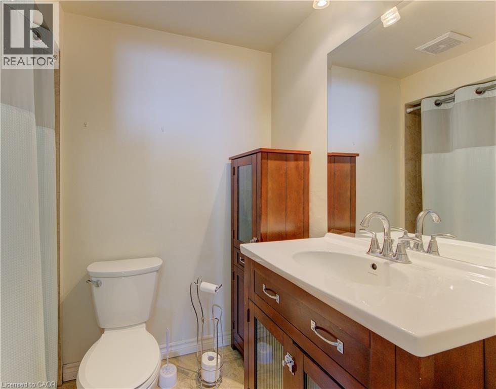 600 Mount Anne Drive Unit# A, Waterloo, Ontario  N2L 4W3 - Photo 22 - 40803865