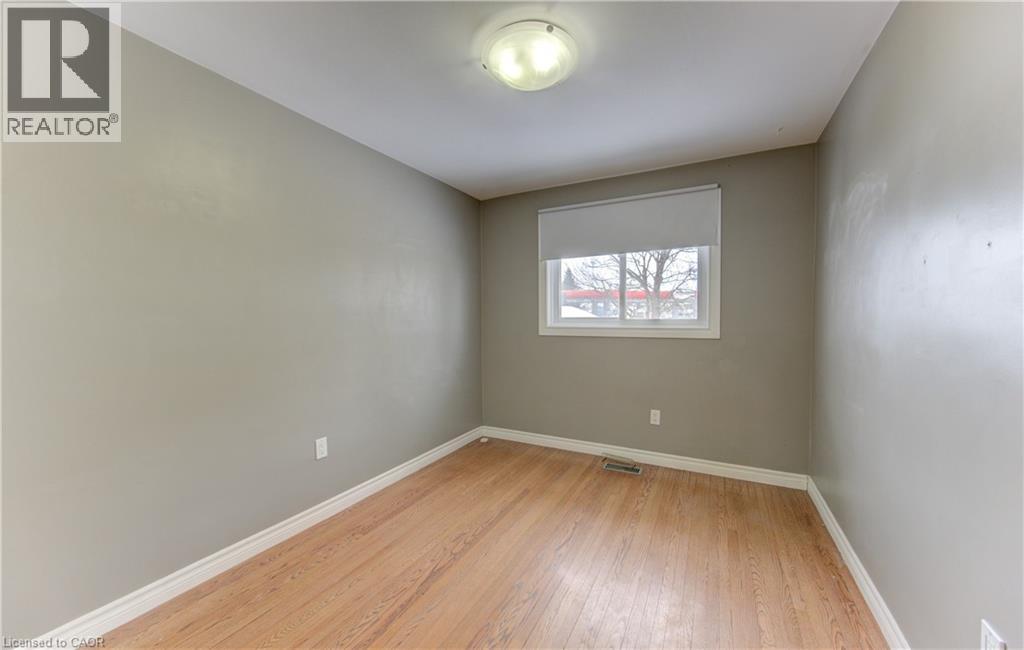 600 Mount Anne Drive Unit# A, Waterloo, Ontario  N2L 4W3 - Photo 20 - 40803865