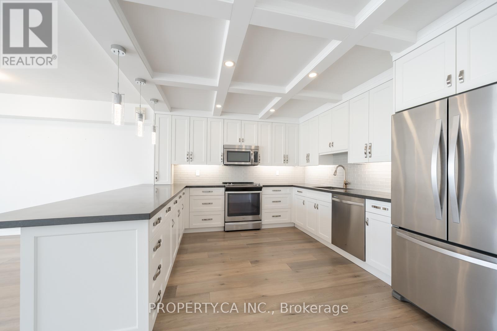 2804 - 33 Harbour Square, Toronto, Ontario  M5J 2G2 - Photo 4 - C12776062