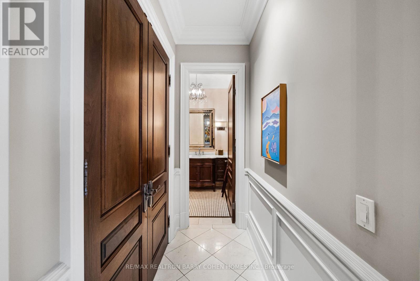 268 St Leonards Avenue, Toronto, Ontario  M4N 1L2 - Photo 3 - C12776064