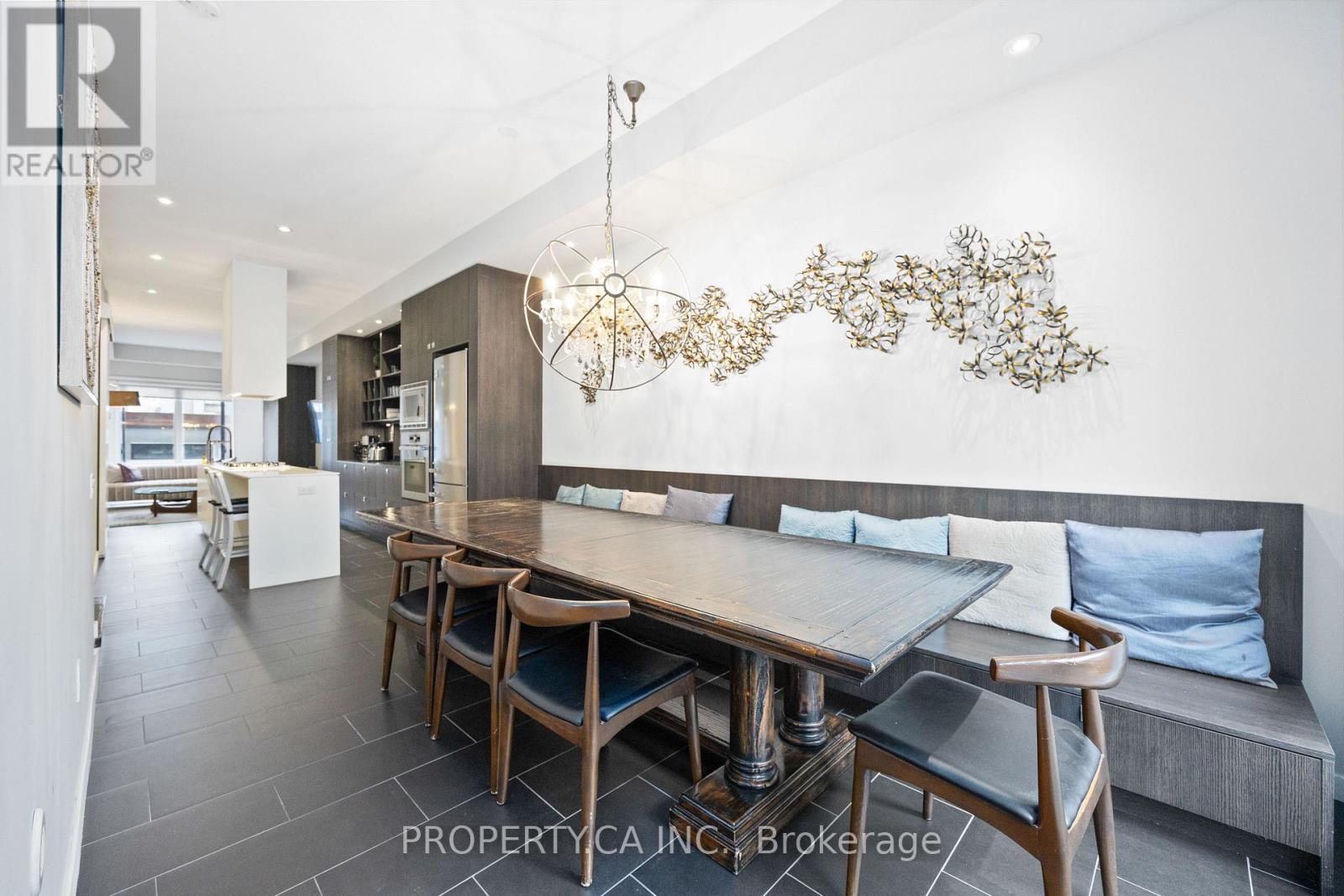 265 ROXTON ROAD, Toronto, Ontario