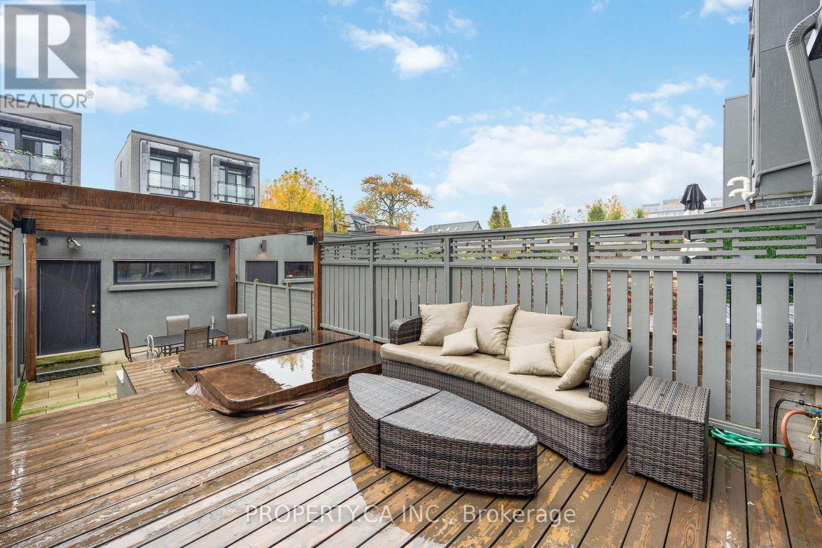 265 Roxton Road, Toronto, Ontario  M6G 3R1 - Photo 11 - C12776090