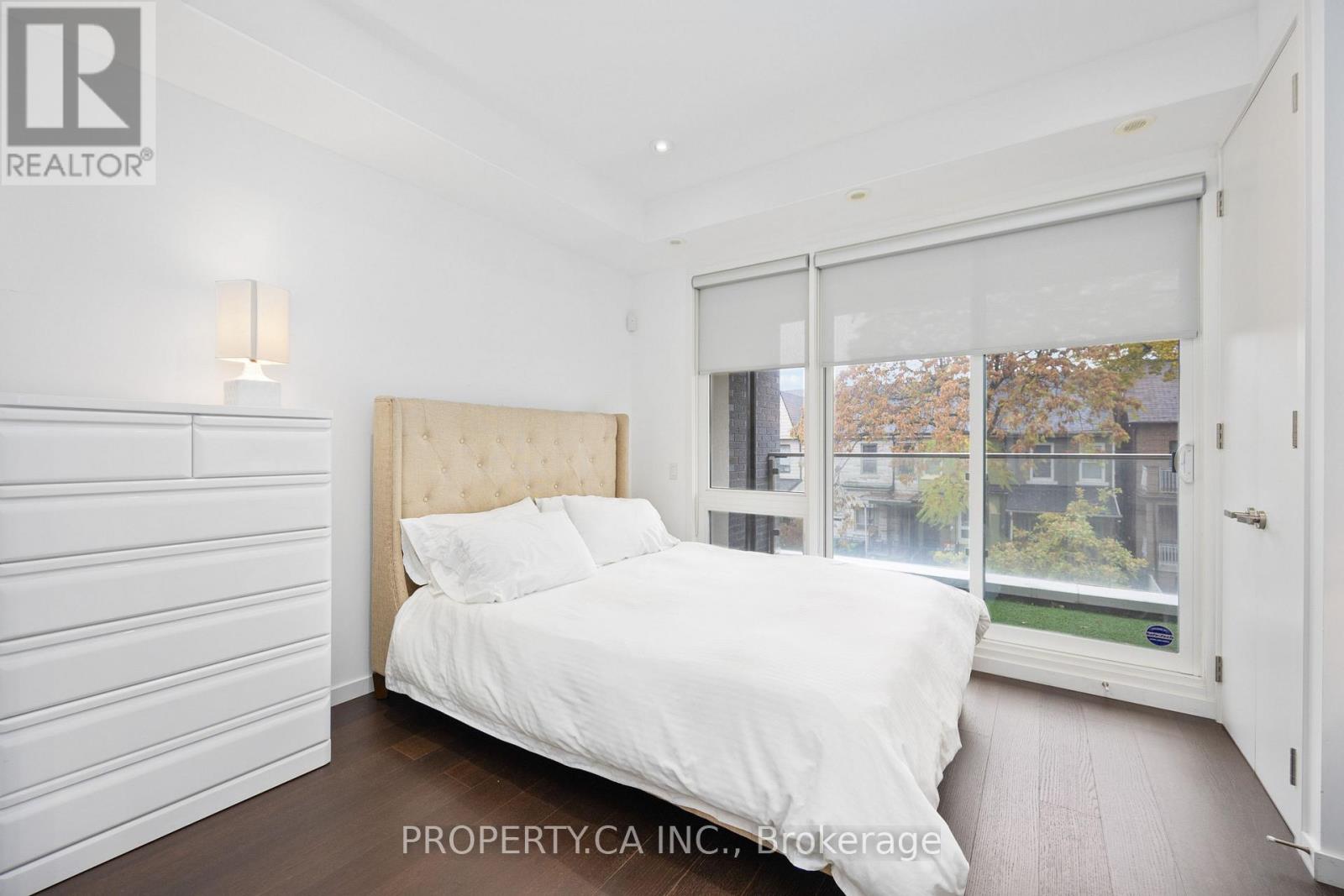 265 Roxton Road, Toronto, Ontario  M6G 3R1 - Photo 13 - C12776090