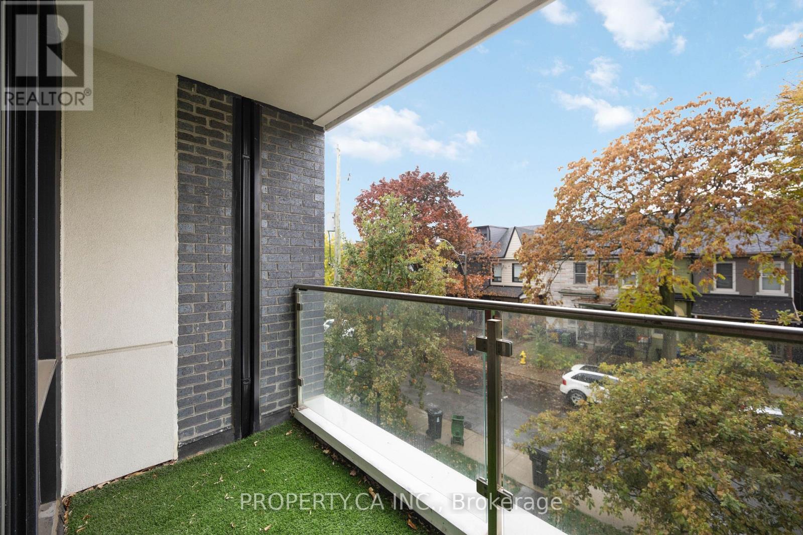 265 Roxton Road, Toronto, Ontario  M6G 3R1 - Photo 16 - C12776090