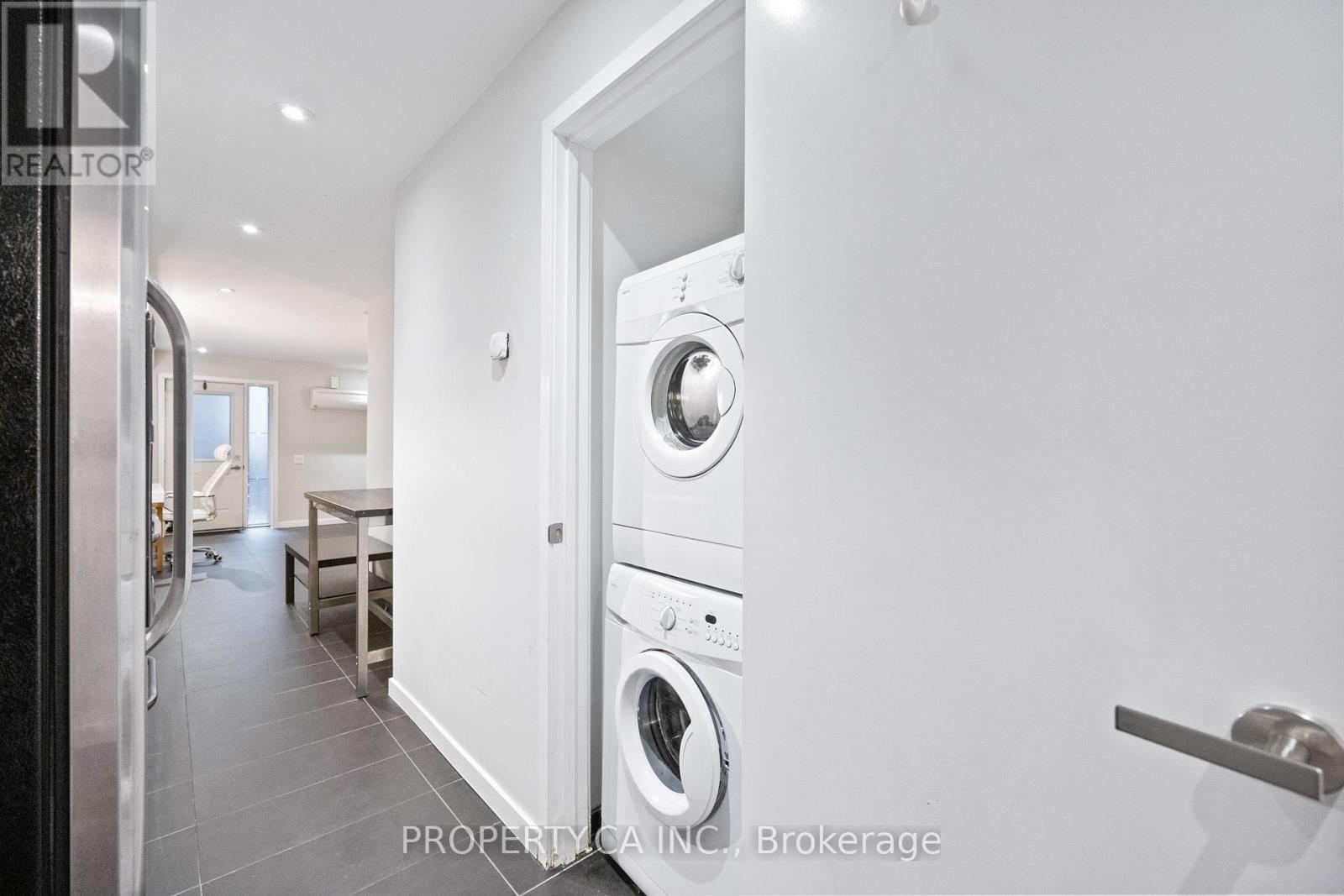 265 Roxton Road, Toronto, Ontario  M6G 3R1 - Photo 32 - C12776090