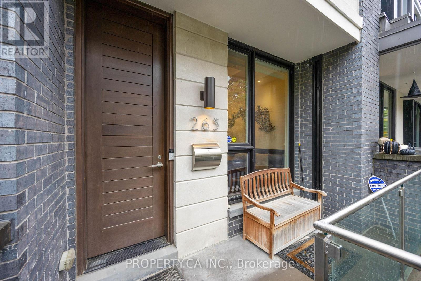 265 Roxton Road, Toronto, Ontario  M6G 3R1 - Photo 35 - C12776090