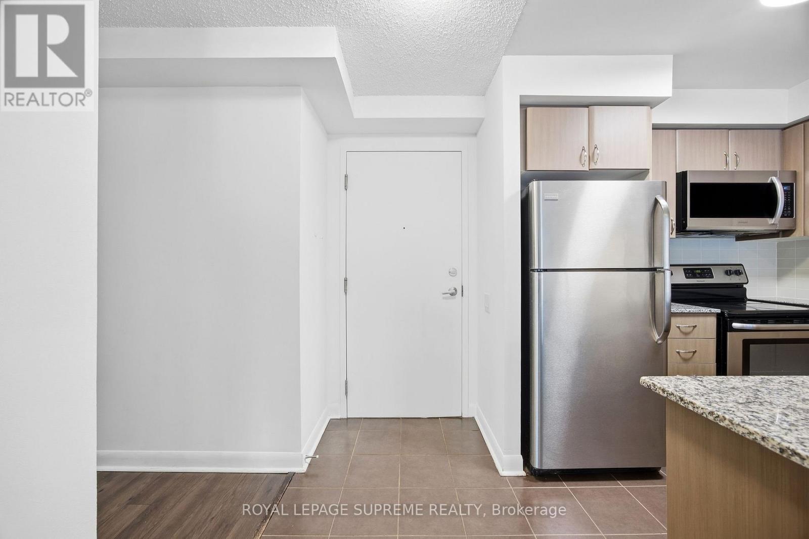 358 - 525 Wilson Avenue, Toronto, Ontario  M3H 0A7 - Photo 6 - C12776128