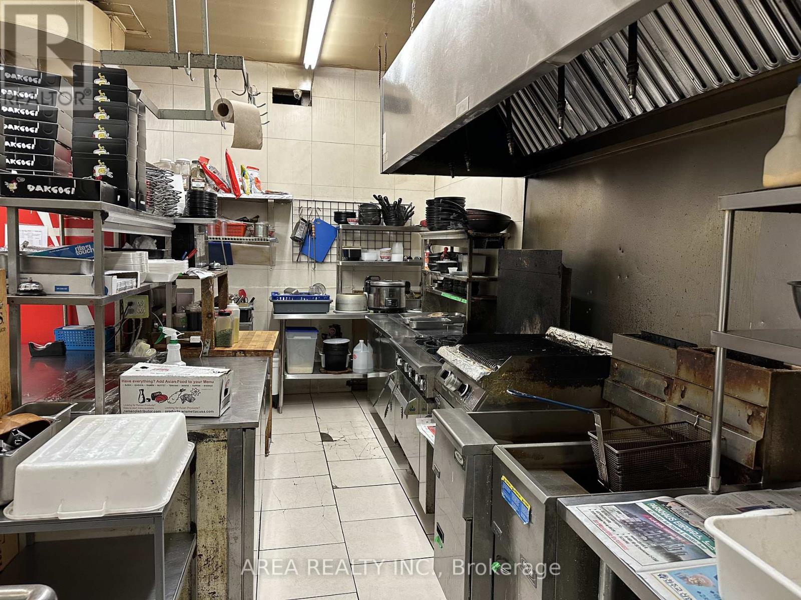 5310 Yonge Street, Toronto, Ontario  M2N 5P9 - Photo 5 - C12776172