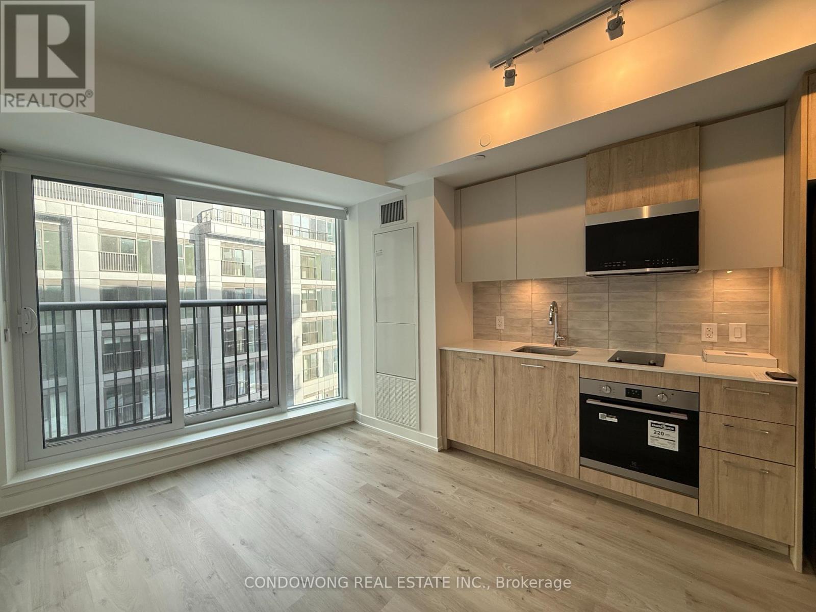 534 - 30 DREAMERS WAY, Toronto, Ontario