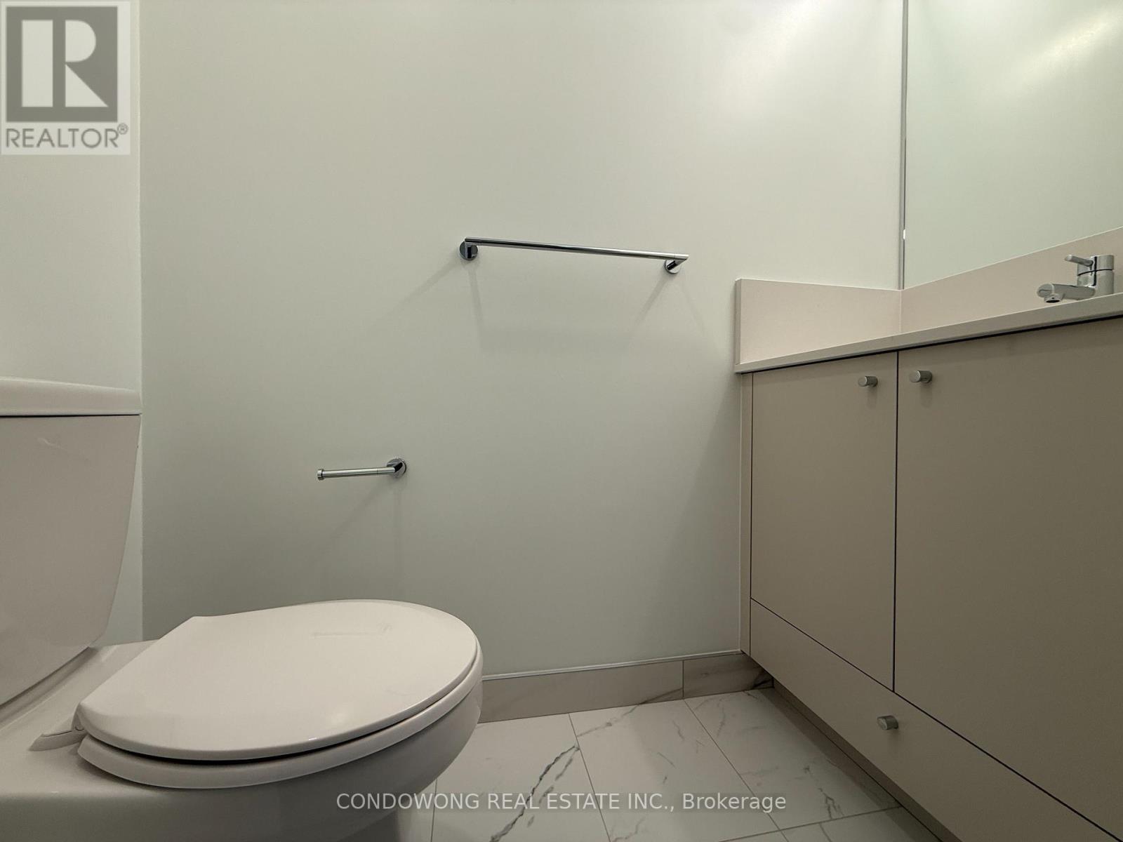 534 - 30 Dreamers Way, Toronto, Ontario  M5A 0Y7 - Photo 5 - C12776192