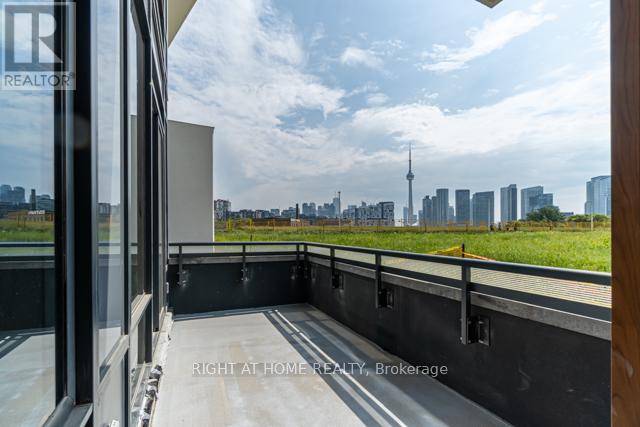 Th108 - 30 Ordnance Street, Toronto, Ontario  M6K 1A2 - Photo 21 - C12776216