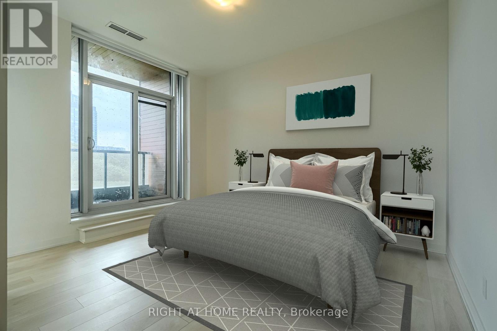 Th108 - 30 Ordnance Street, Toronto, Ontario  M6K 1A2 - Photo 7 - C12776216