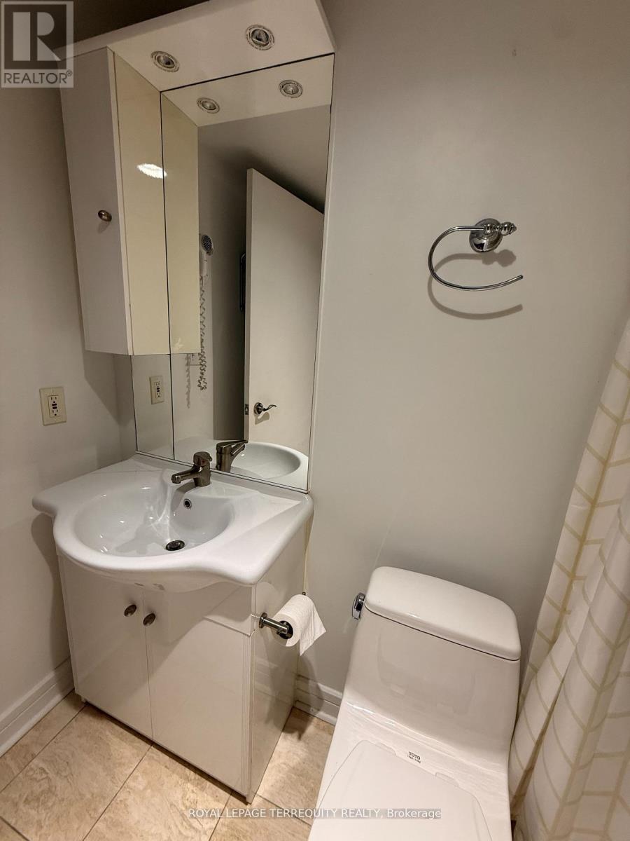 1711 - 16 Harrison Garden Boulevard, Toronto, Ontario  M2N 7J6 - Photo 6 - C12776242