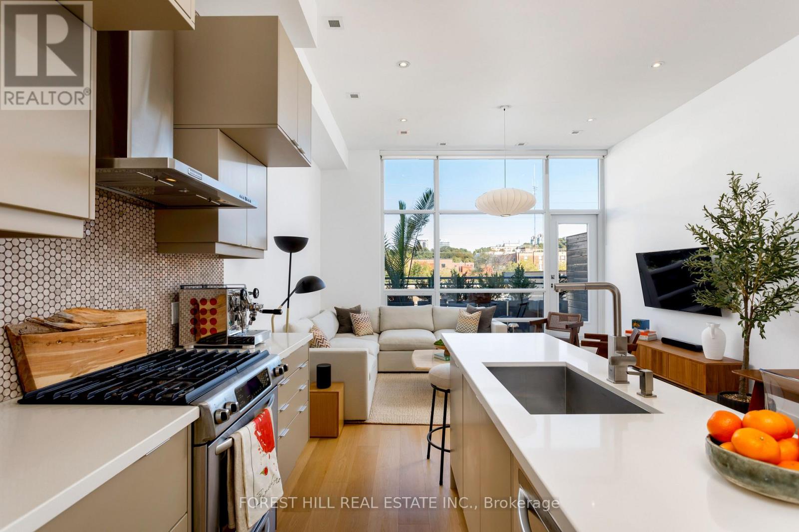 204 - 483 Dupont Street, Toronto, Ontario  M6G 1Y6 - Photo 6 - C12776278