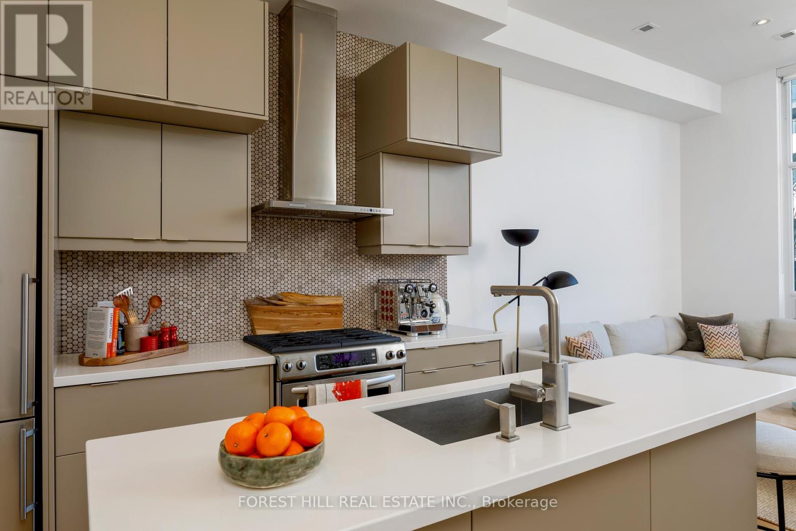 204 - 483 Dupont Street, Toronto, Ontario  M6G 1Y6 - Photo 8 - C12776278