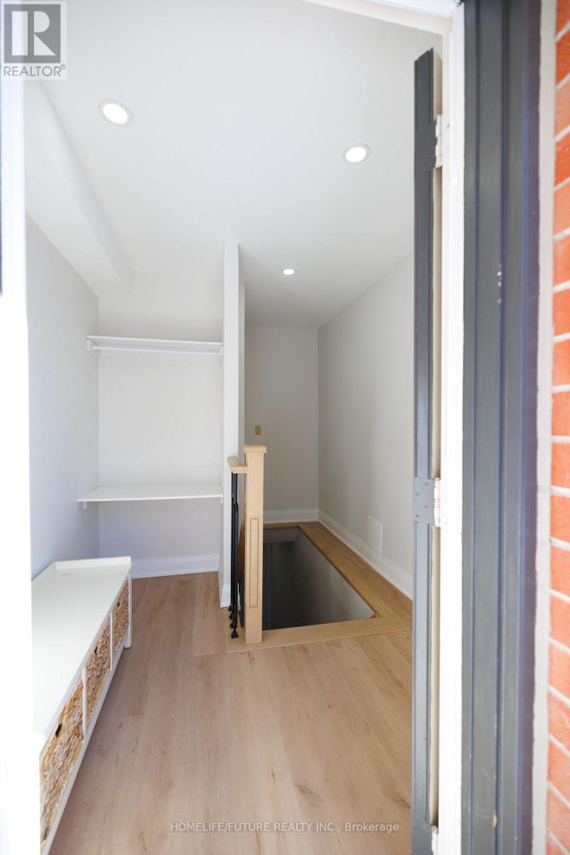 Bsmt - 32 Euclid Avenue, Toronto, Ontario  M1C 1J6 - Photo 4 - E12776070