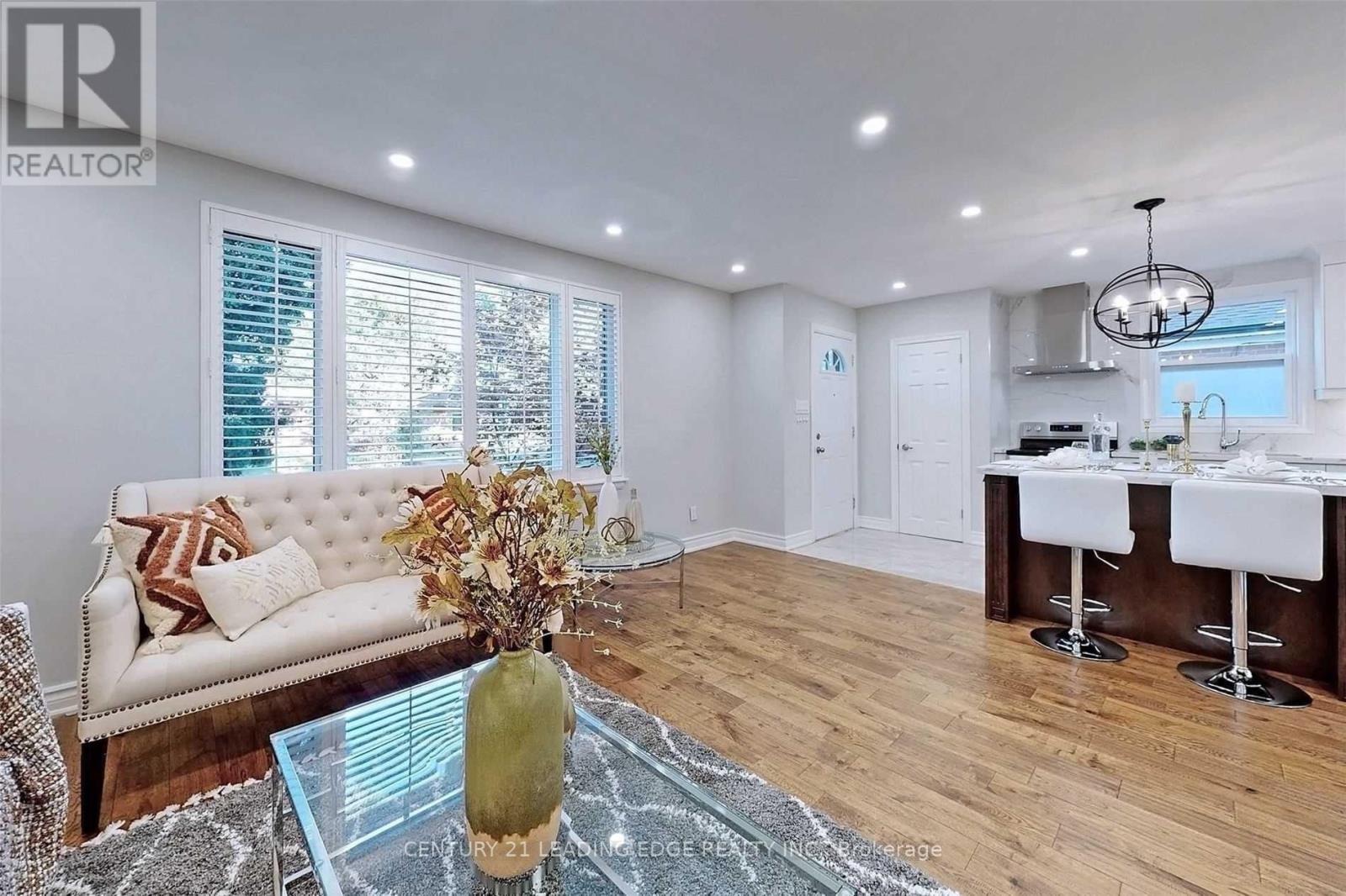 Main - 170 Ellington Drive, Toronto, Ontario  M1R 3Y3 - Photo 5 - E12776166