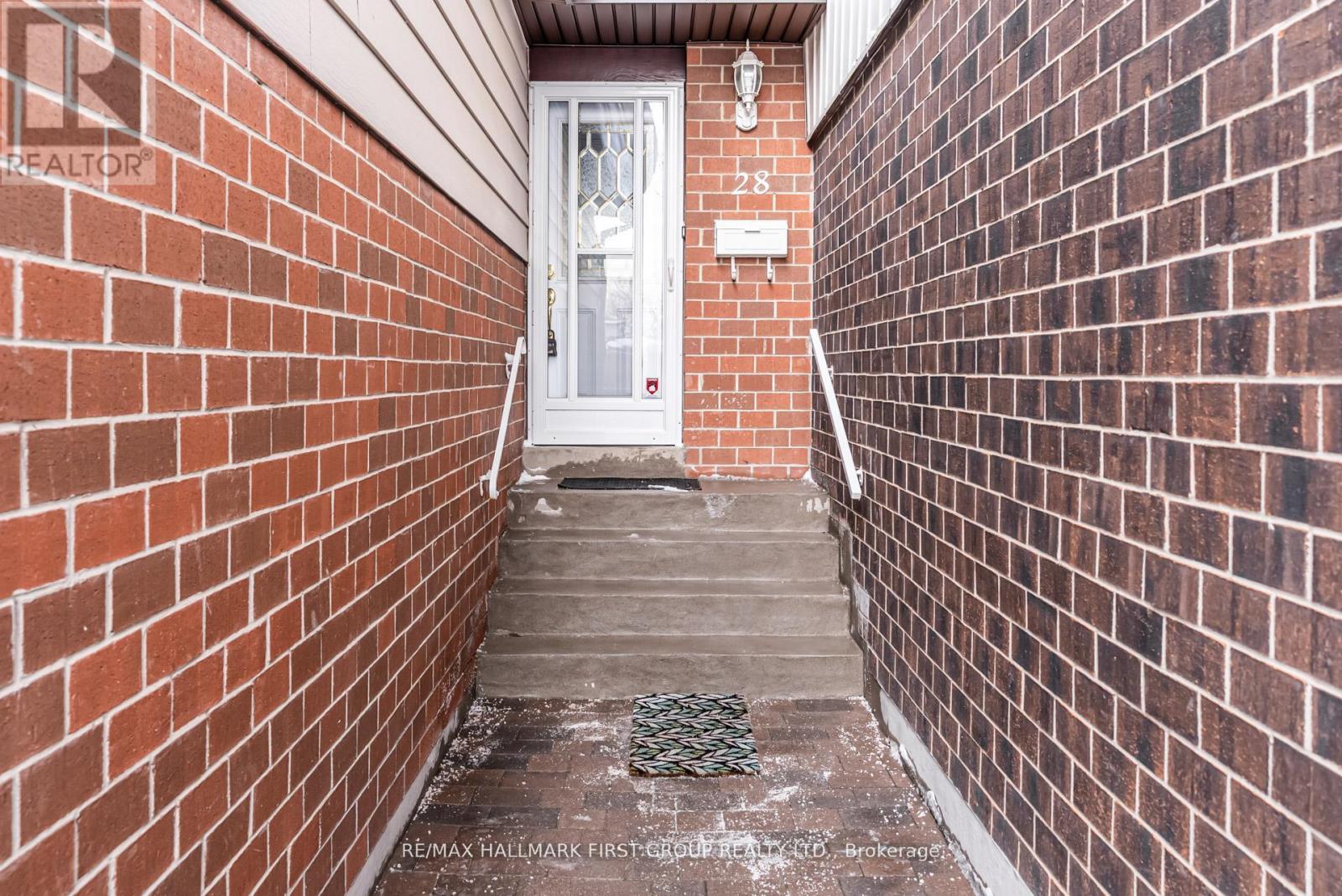 28 Jenkins Lane, Ajax, Ontario  L1S 3N8 - Photo 4 - E12776190