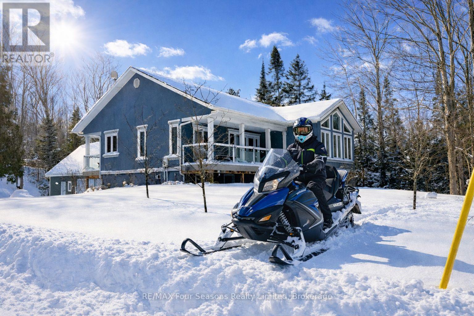 37 Silver Lake Crescent, South Bruce Peninsula, Ontario  N0H 2G0 - Photo 35 - X12494692