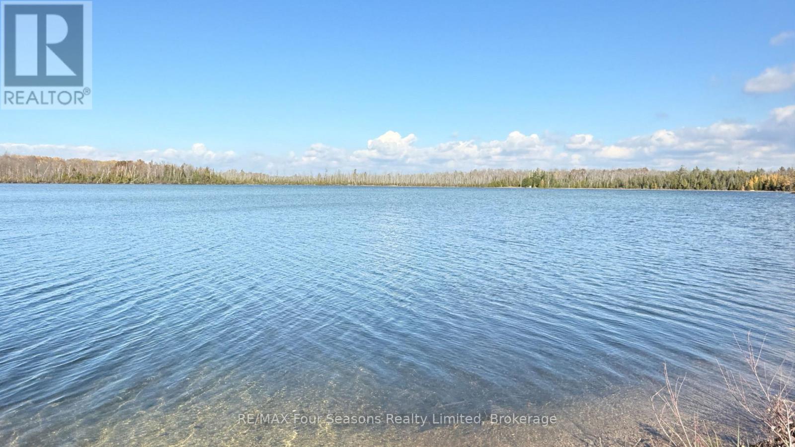 37 Silver Lake Crescent, South Bruce Peninsula, Ontario  N0H 2G0 - Photo 38 - X12494692
