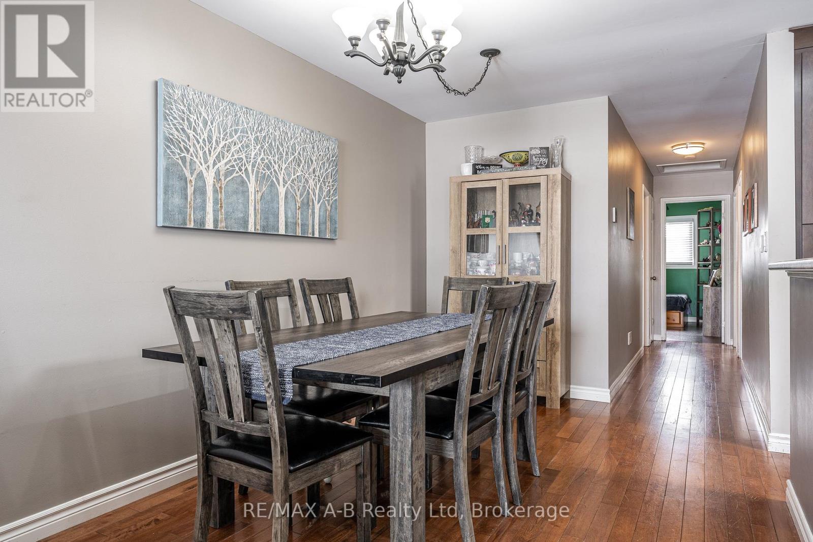 35 Maxwell Street, St. Marys, Ontario  N4X 1B3 - Photo 14 - X12775074