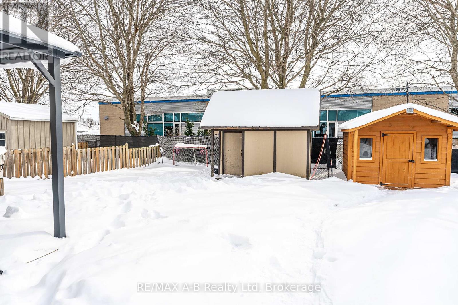 35 Maxwell Street, St. Marys, Ontario  N4X 1B3 - Photo 33 - X12775074