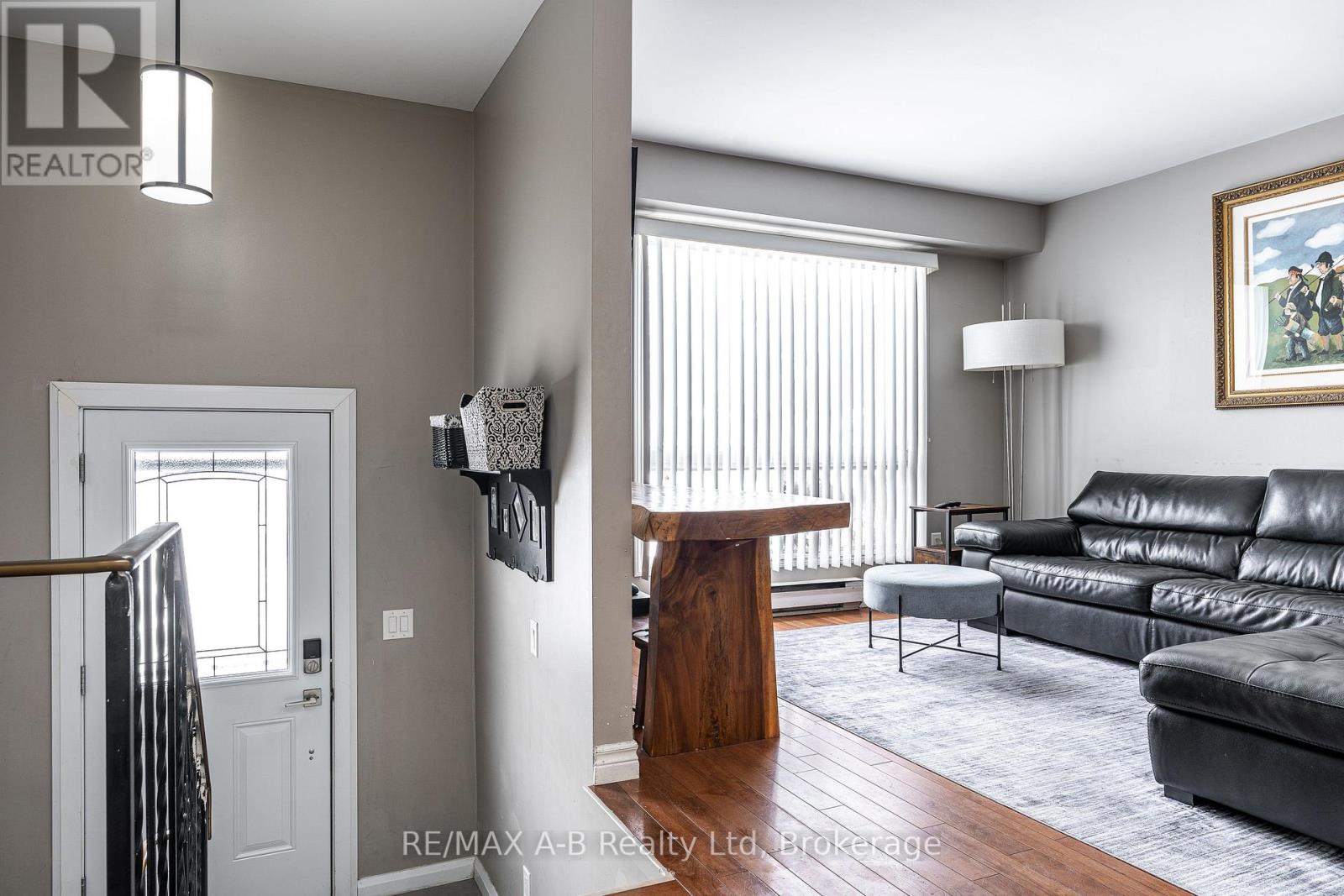 35 Maxwell Street, St. Marys, Ontario  N4X 1B3 - Photo 4 - X12775074