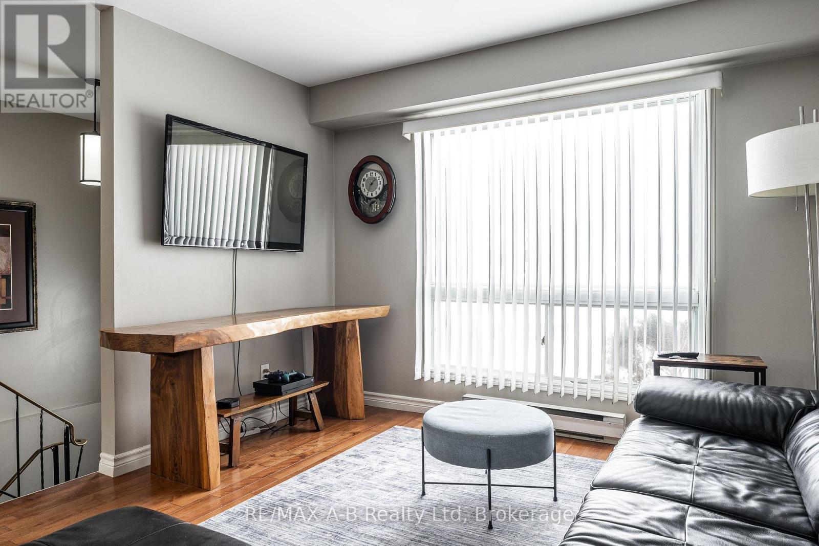 35 Maxwell Street, St. Marys, Ontario  N4X 1B3 - Photo 6 - X12775074