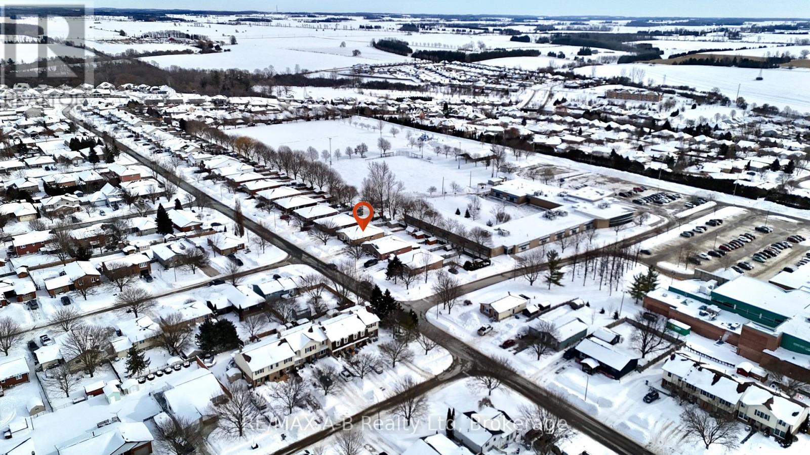 35 Maxwell Street, St. Marys, Ontario  N4X 1B3 - Photo 40 - X12775074