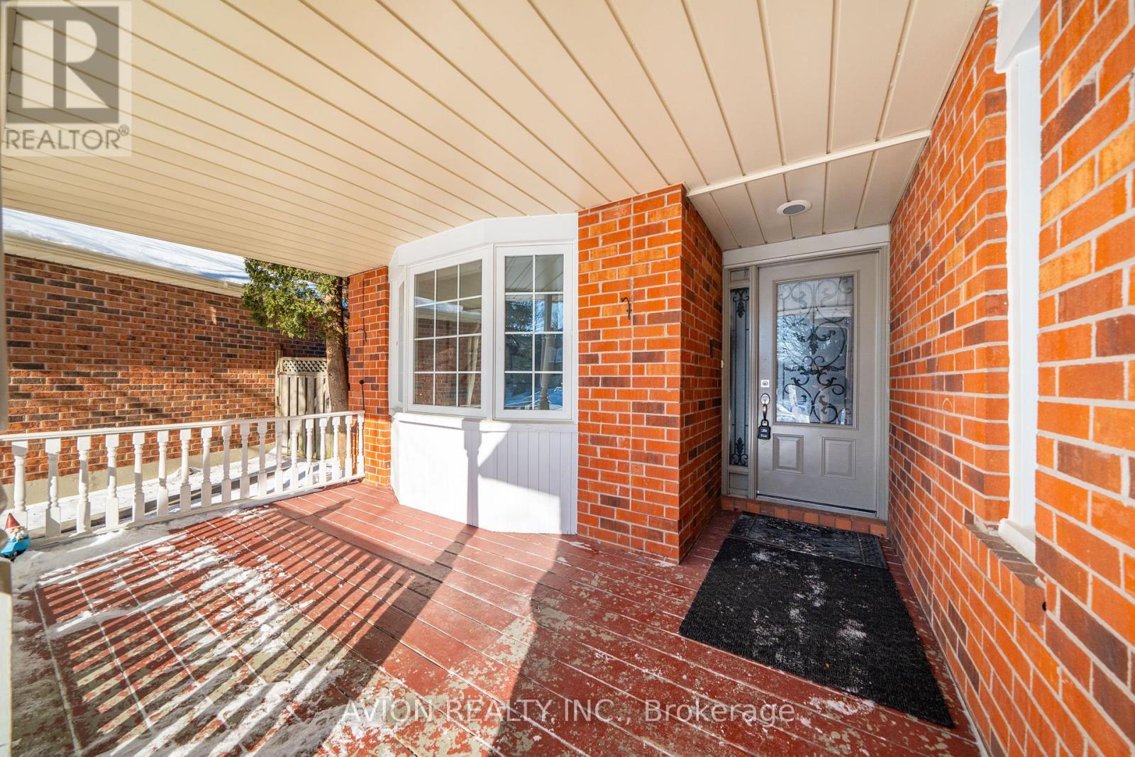 90 Penny Crescent, Markham, Ontario  L3P 5X6 - Photo 3 - N12776104