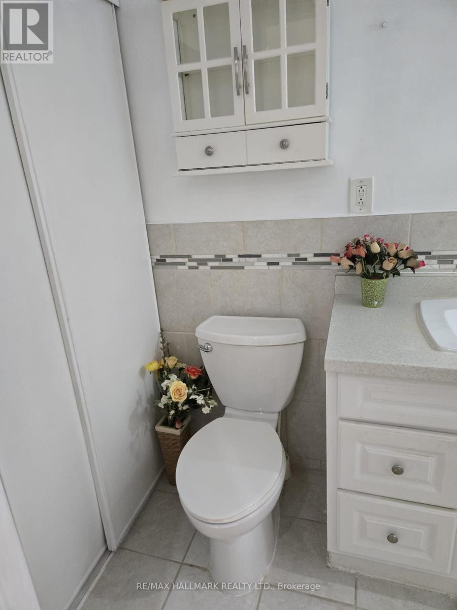 2 Lady Loretta Lane, Vaughan, Ontario  L6A 4G3 - Photo 10 - N12776168