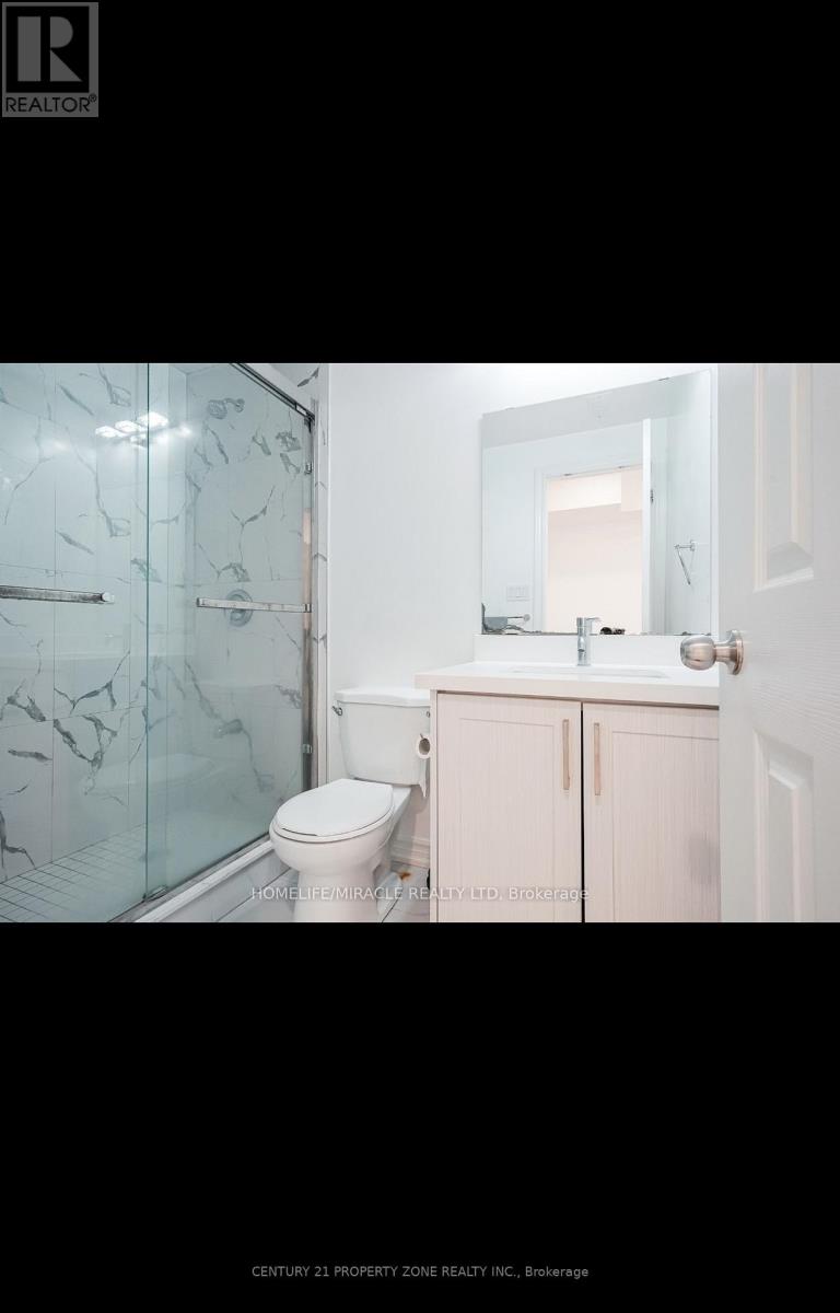 19 Wardlaw Place, Vaughan, Ontario  L4H 0Z5 - Photo 3 - N12776184