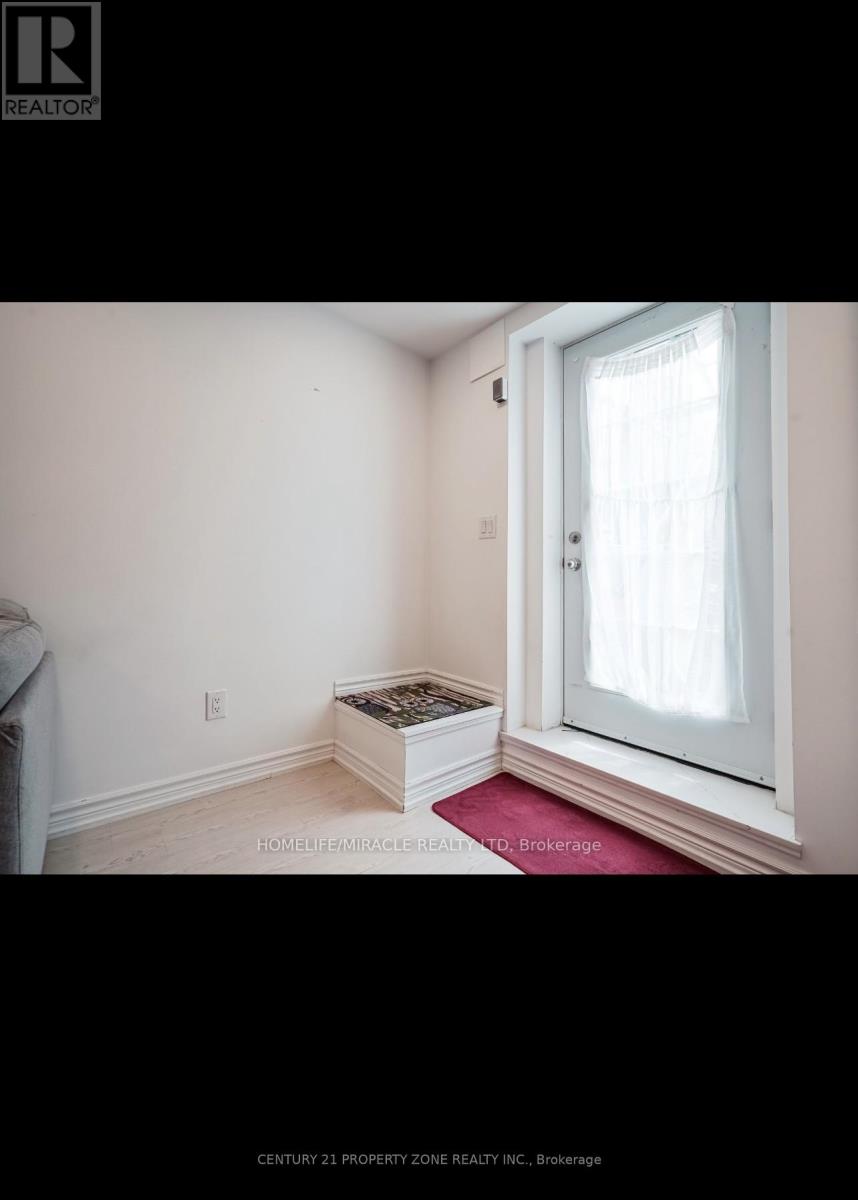 19 Wardlaw Place, Vaughan, Ontario  L4H 0Z5 - Photo 6 - N12776184