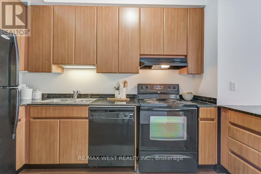 501 - 30 Canterbury Place, Toronto, Ontario  M2N 0B9 - Photo 6 - C12775948