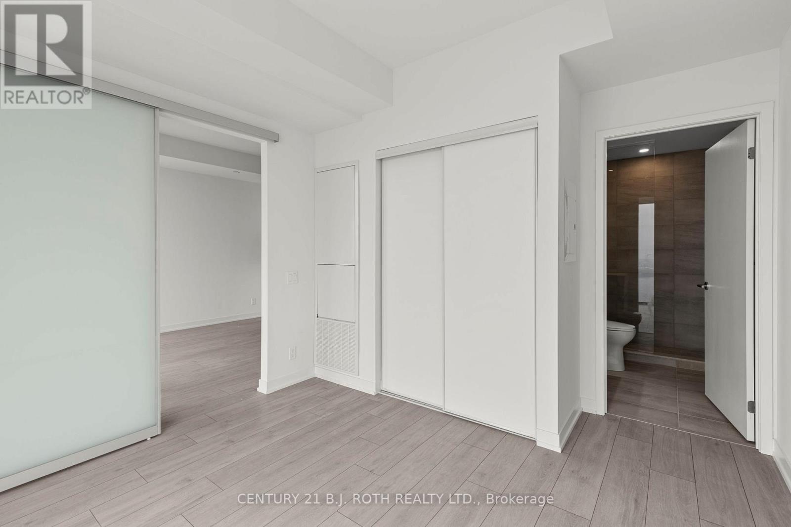 2908 - 39 Mary Street, Barrie, Ontario  L4N 1S9 - Photo 16 - S12776058