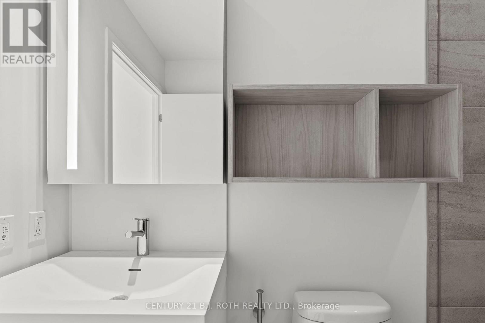 2908 - 39 Mary Street, Barrie, Ontario  L4N 1S9 - Photo 18 - S12776058