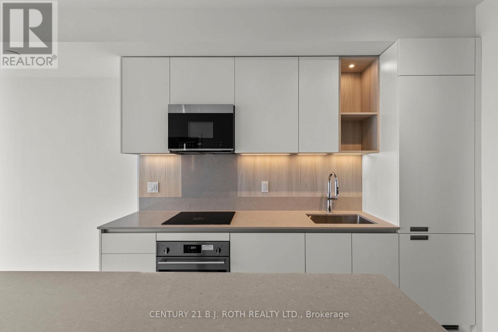 2908 - 39 Mary Street, Barrie, Ontario  L4N 1S9 - Photo 6 - S12776058