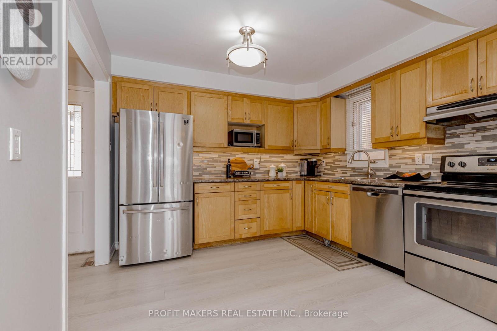 35 Letty Avenue, Brampton, Ontario  L6Y 4T3 - Photo 5 - W12726854