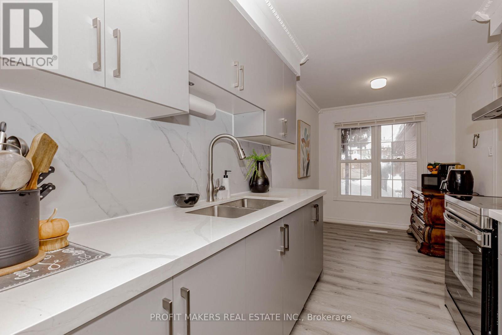 68 Cutters Crescent, Brampton, Ontario  L6Y 4J9 - Photo 10 - W12738284