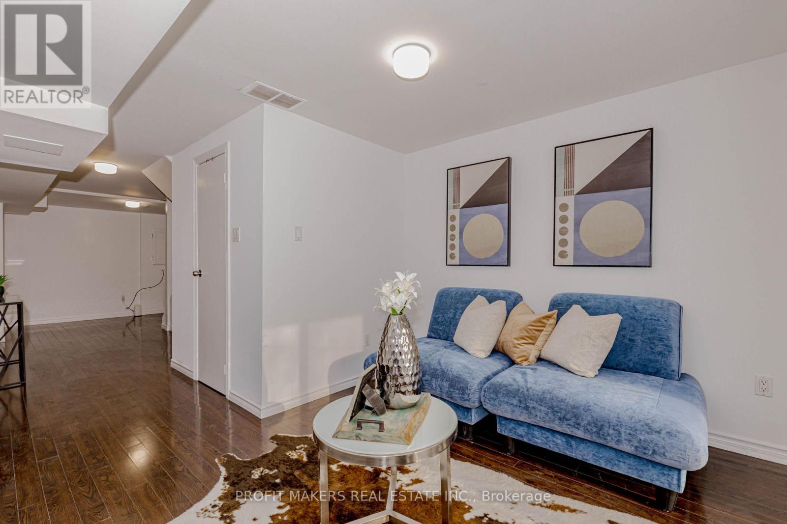 68 Cutters Crescent, Brampton, Ontario  L6Y 4J9 - Photo 24 - W12738284