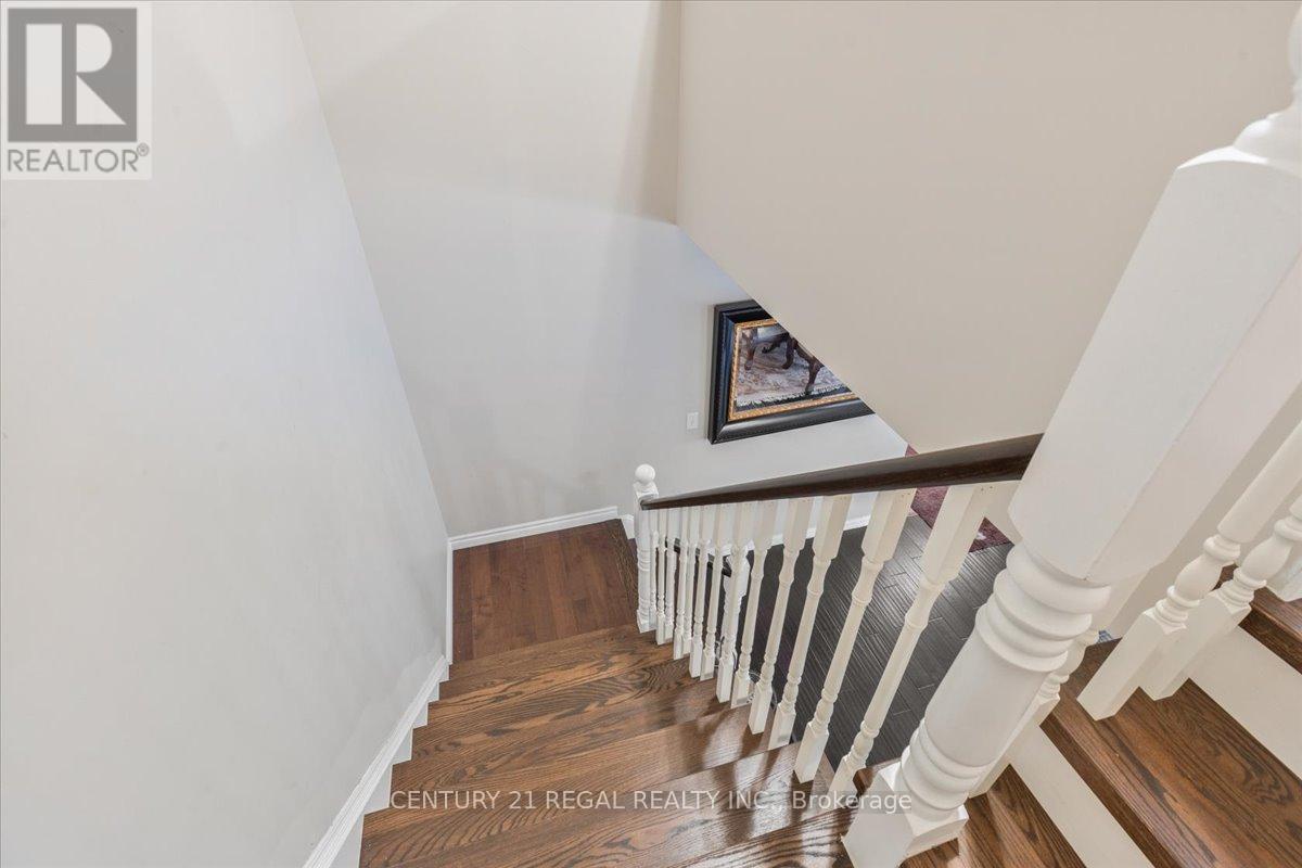 4 Parisian Road, Brampton, Ontario  L6P 2S8 - Photo 24 - W12776074