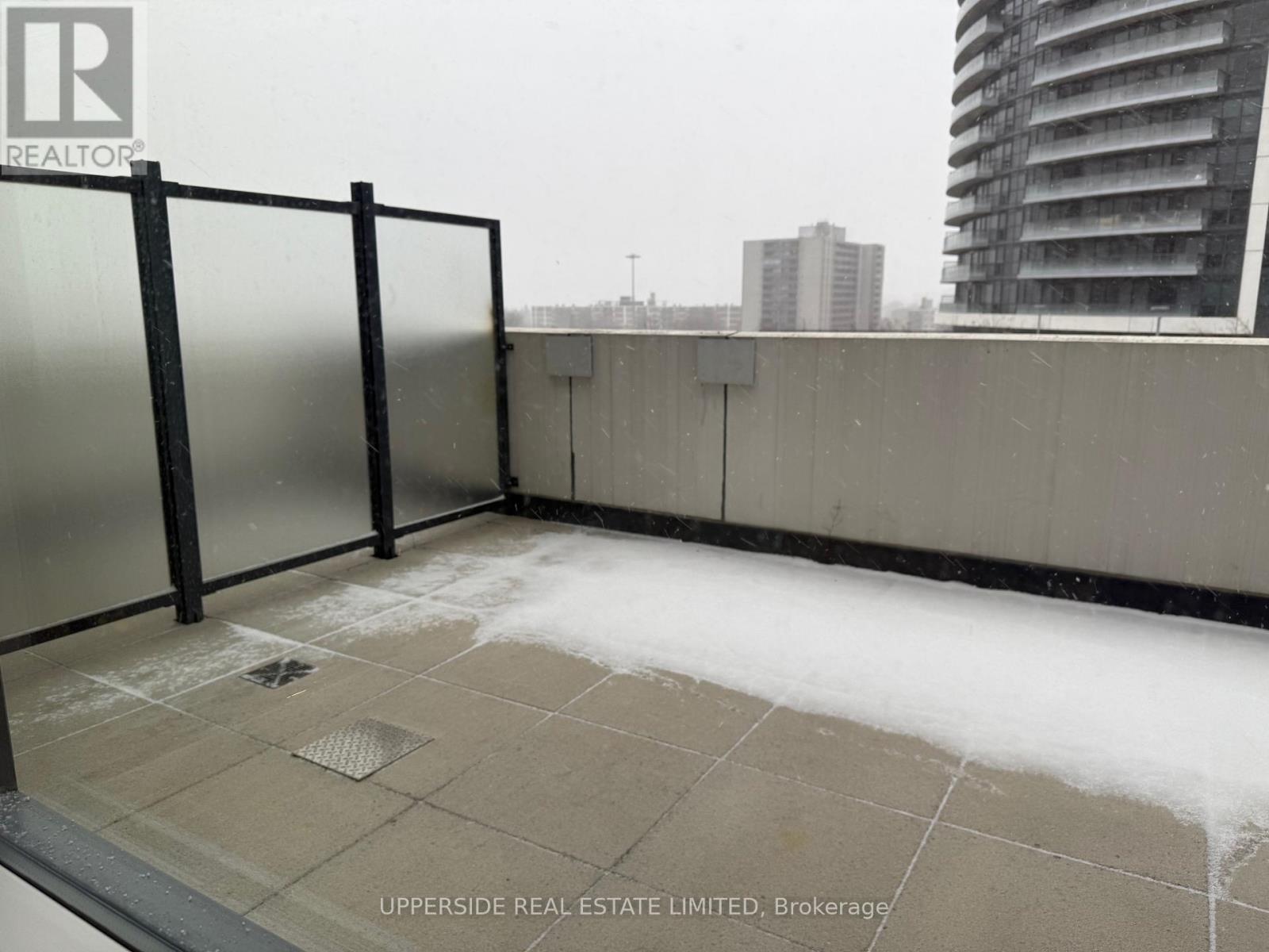 731 - 26 Gibbs Road, Toronto, Ontario  M9B 0E3 - Photo 11 - W12776100