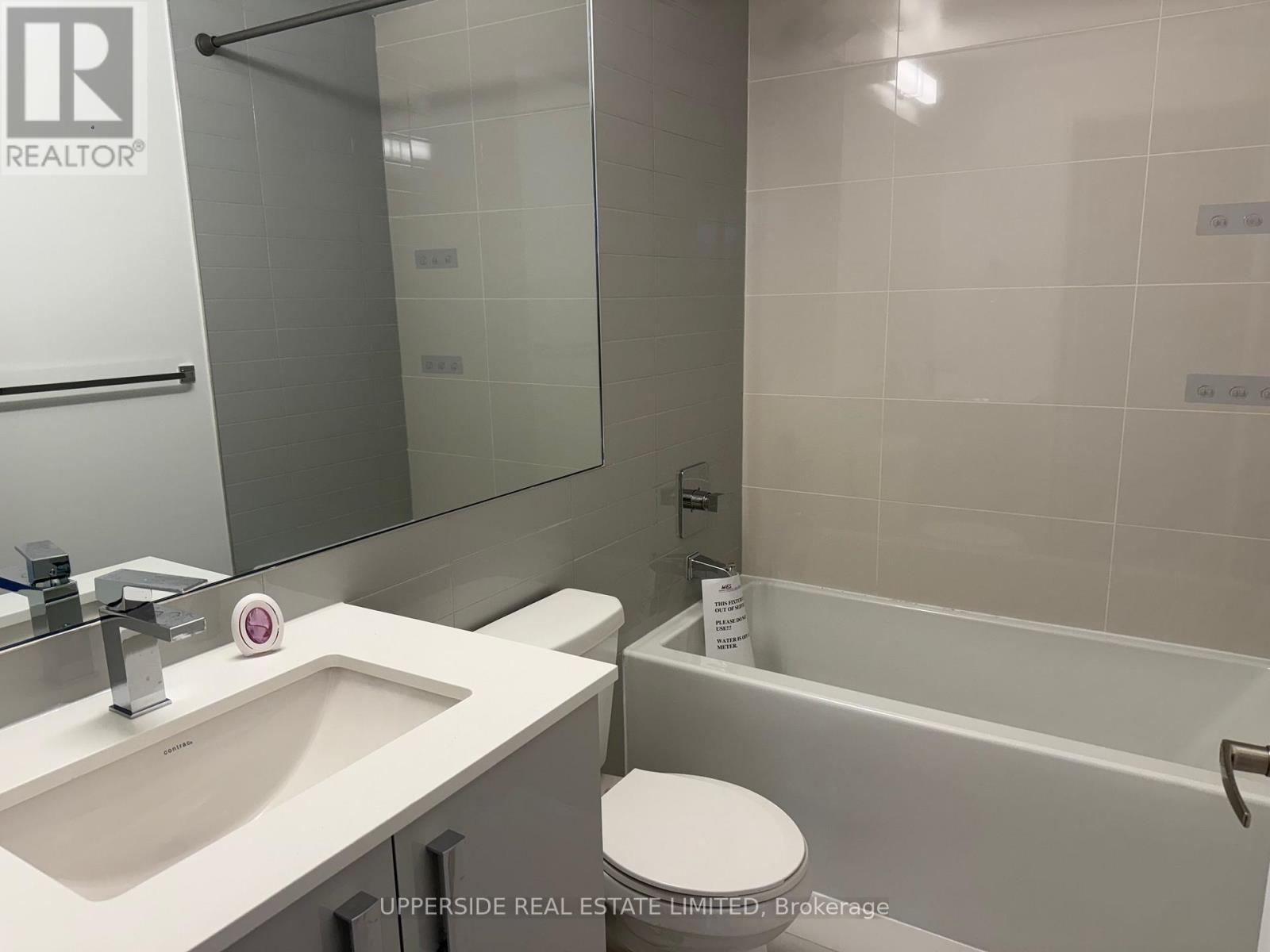 731 - 26 Gibbs Road, Toronto, Ontario  M9B 0E3 - Photo 4 - W12776100