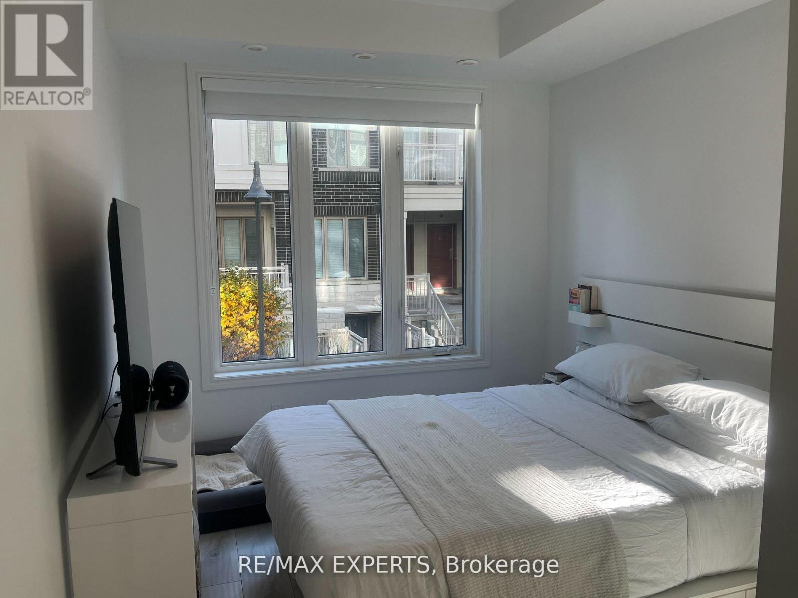 23 - 130 Long Branch Avenue, Toronto, Ontario  M8W 1N6 - Photo 10 - W12776126