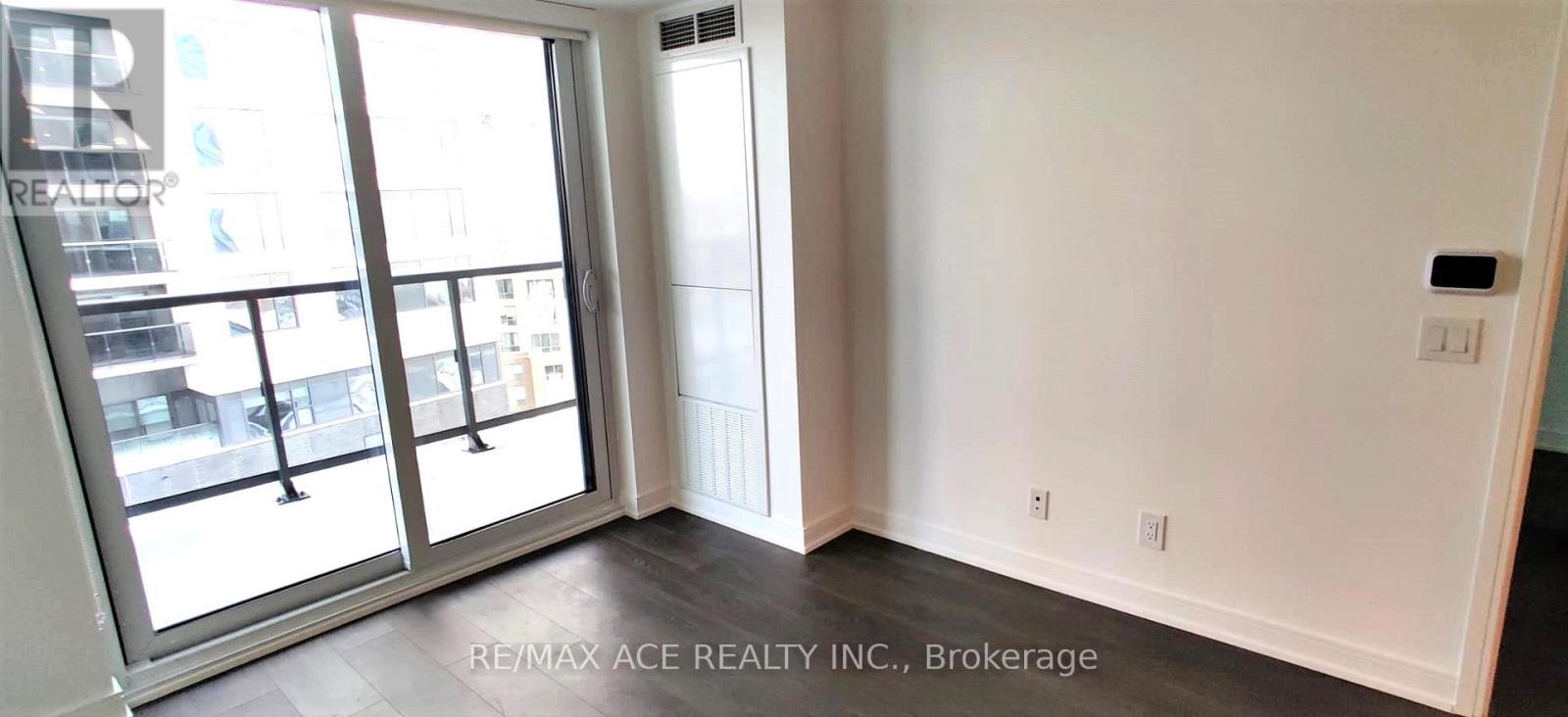 6 - 30 Samuel Wood Way, Toronto, Ontario  M9B 0C9 - Photo 10 - W12776148