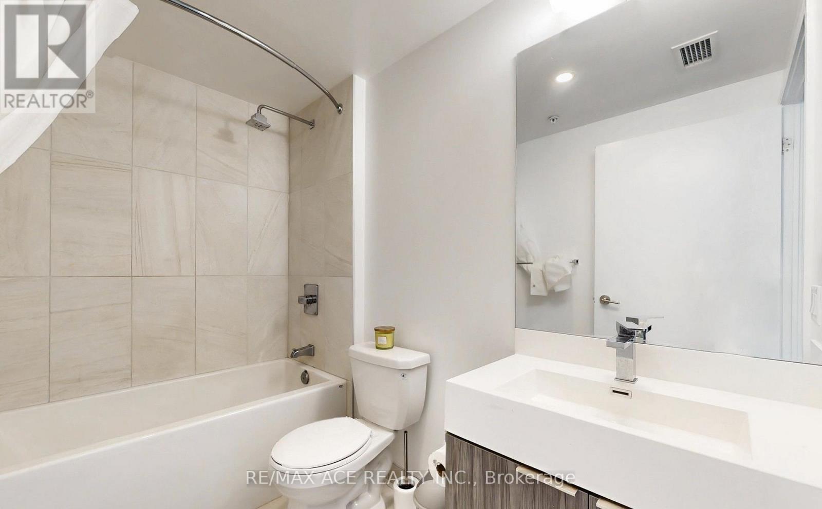 6 - 30 Samuel Wood Way, Toronto, Ontario  M9B 0C9 - Photo 15 - W12776148