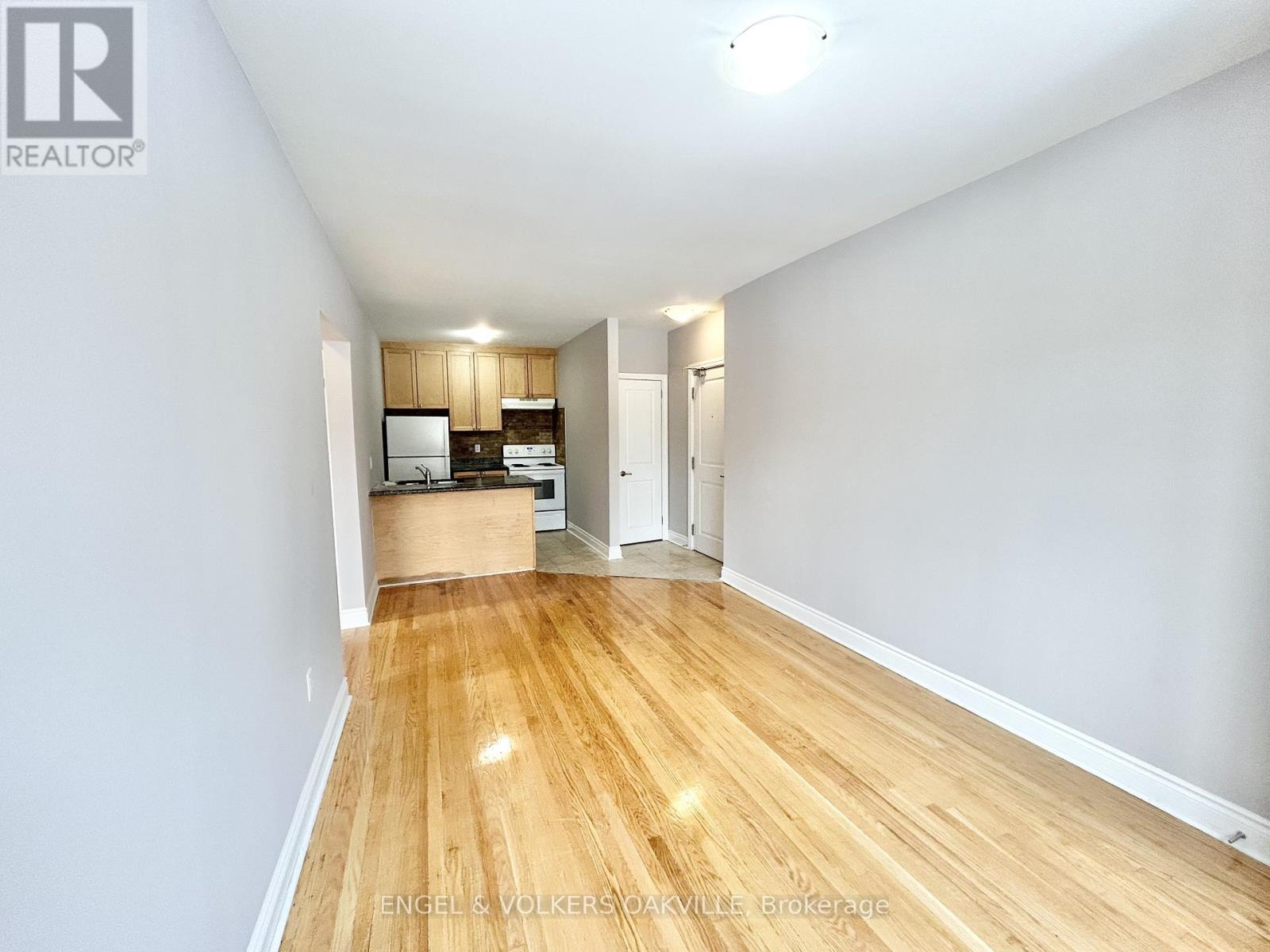 8 - 100 TWENTY FIFTH STREET, Toronto, Ontario