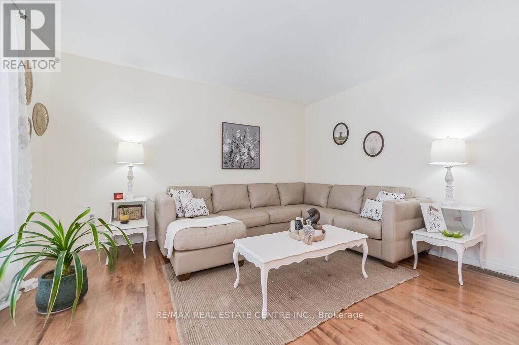 18 Townline, Orangeville, Ontario  L9W 3H3 - Photo 7 - W12776260