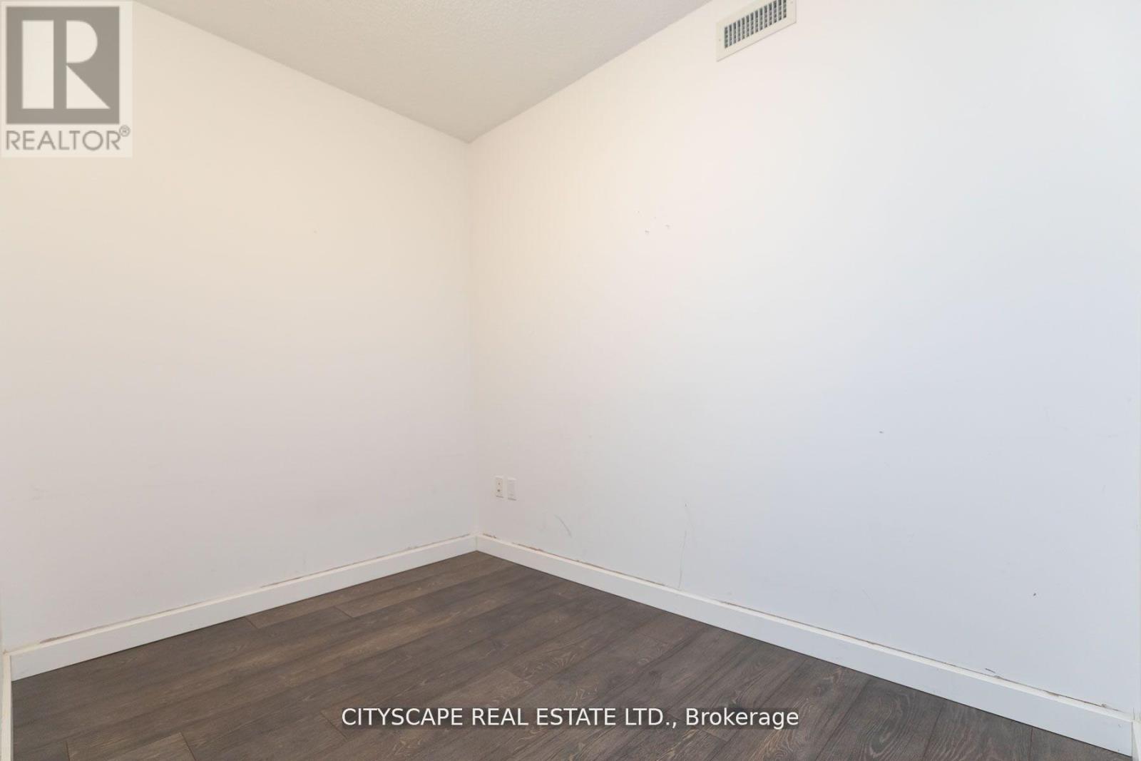 1905 - 1420 Dupont Street, Toronto, Ontario  M6H 0C2 - Photo 7 - W12776284